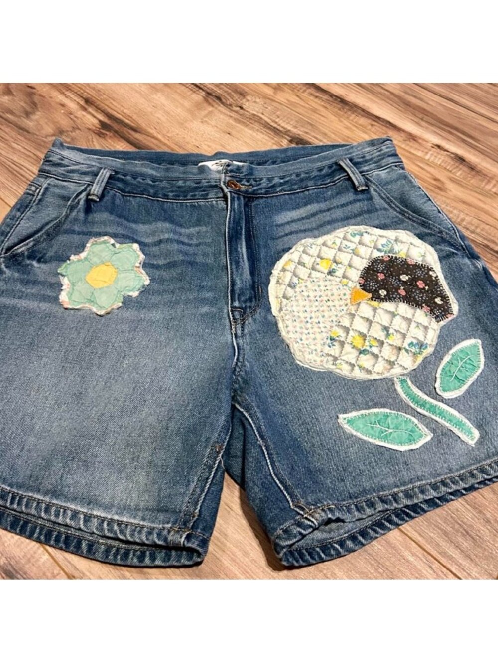 Ken Can Blue denim up cycled shorts size 30 with vintage quilt
